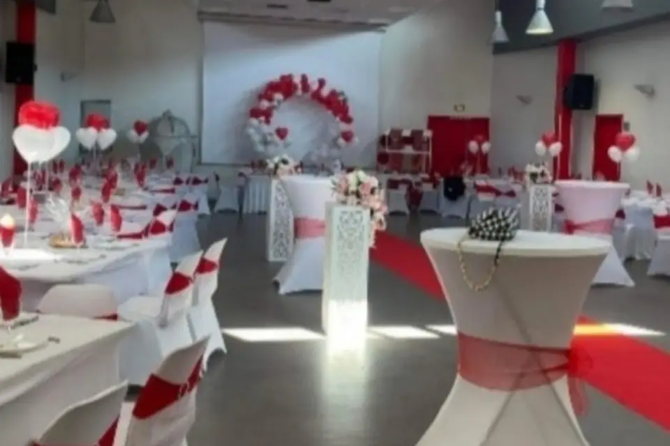 Stef Location 21 — photo 3