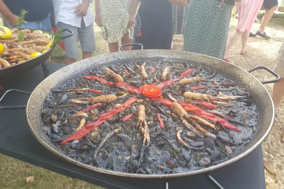 Paella au Feu de Bois — photo 3