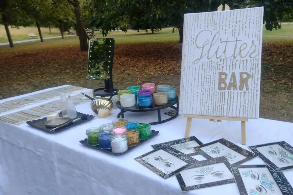 Glitter Bar — photo 2