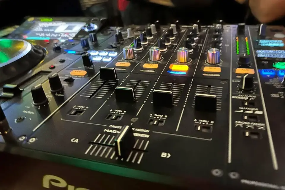 Pulse Music Disco Mobile — photo 4