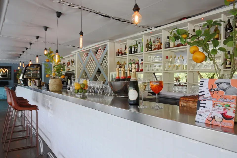 Aqua Restaurant — photo 1