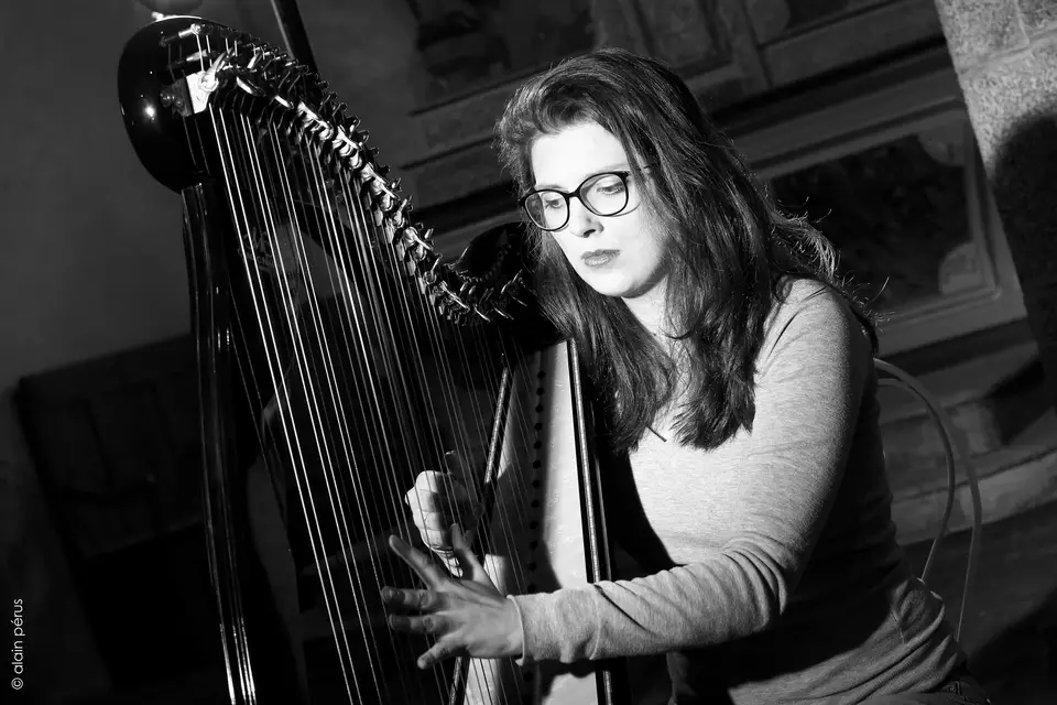 Awena Lucas — photo 1