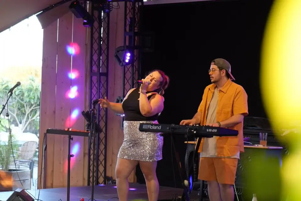 Turn Hips — photo 6