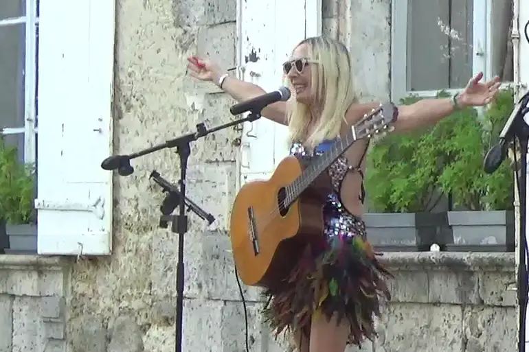 Escarmouche — photo 2