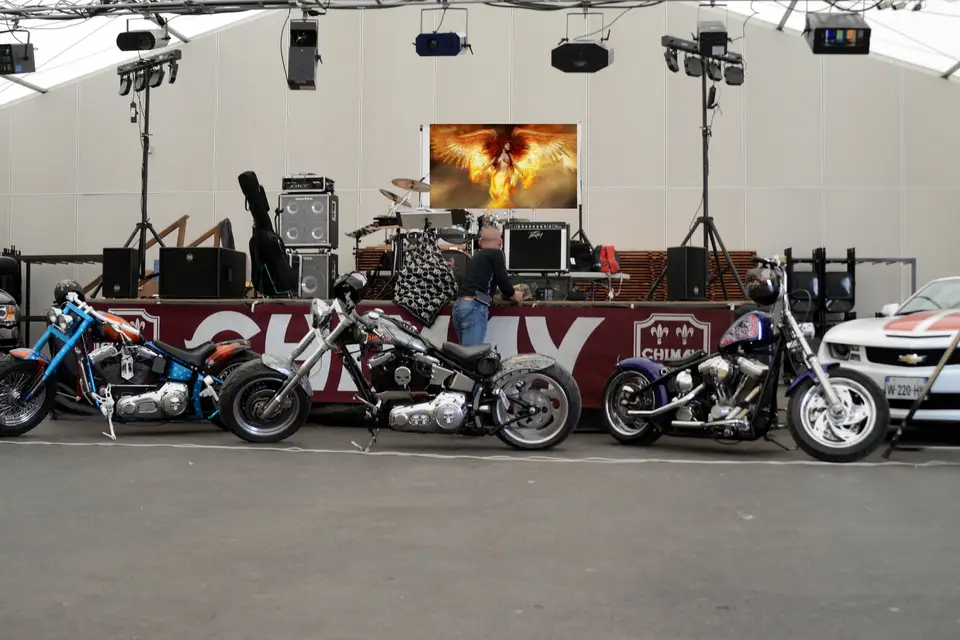 Fire Angels — photo 7