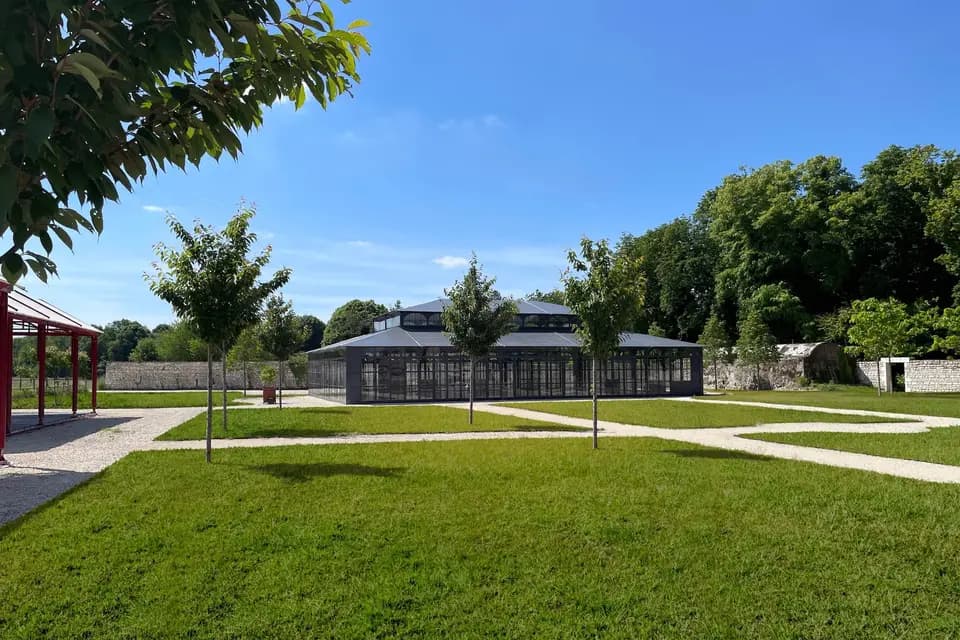 Château et Orangerie de Paviers — photo 2
