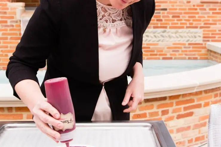 Ice & Roll - Julie Cherry Pâtisserie — photo 7