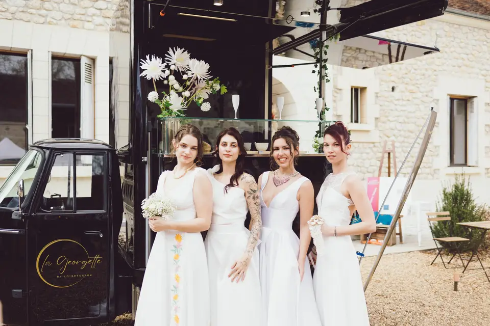 Loire Tuktuk — photo 3