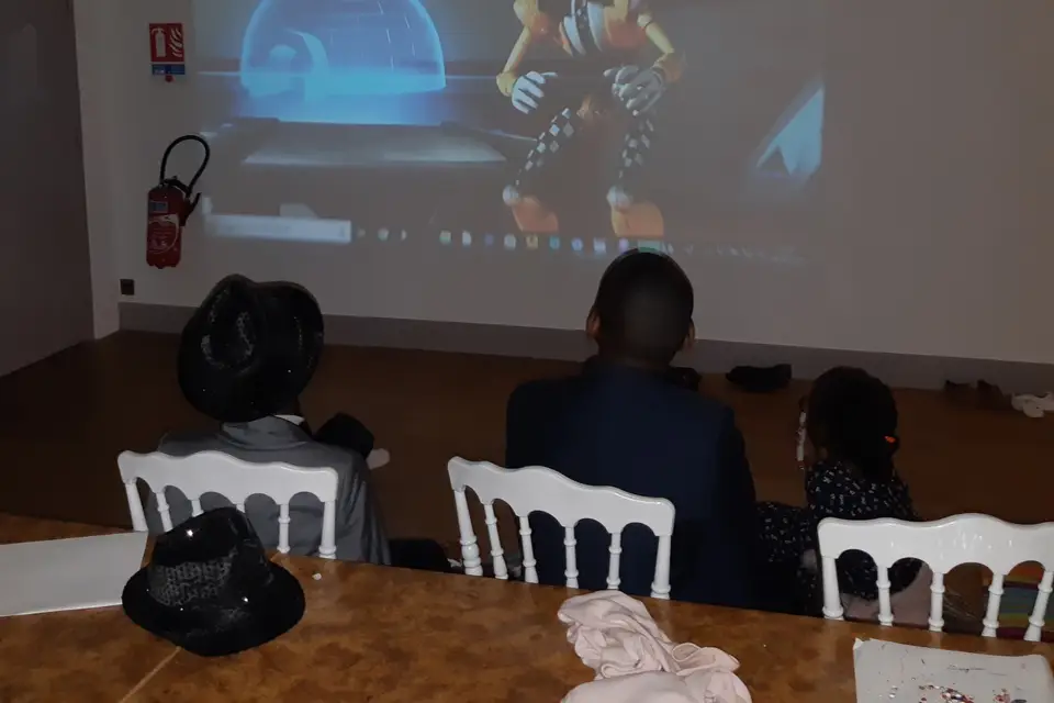 Candy Anniversaires Pinatas — photo 6