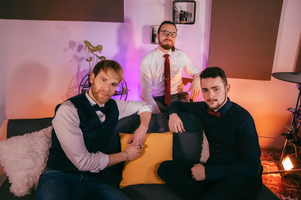 Rise & Shine — photo 1