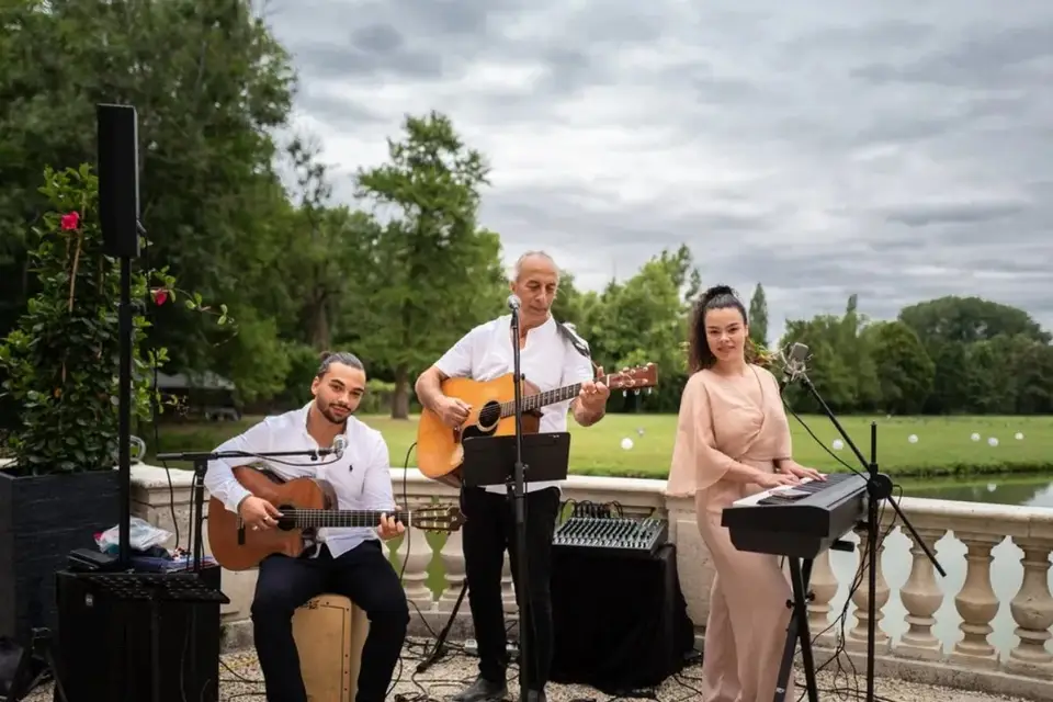 Tchéna Family — photo 2