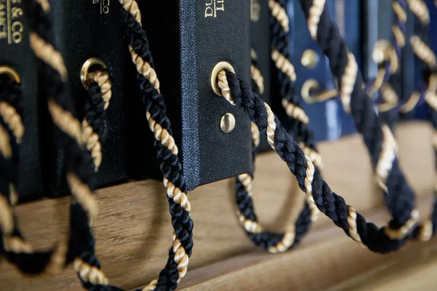 Ardentes Clipei — photo 3