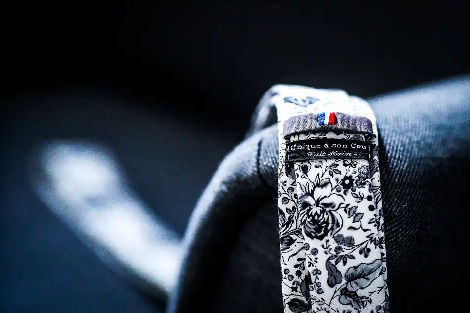 Unique à Son Cou — photo 1