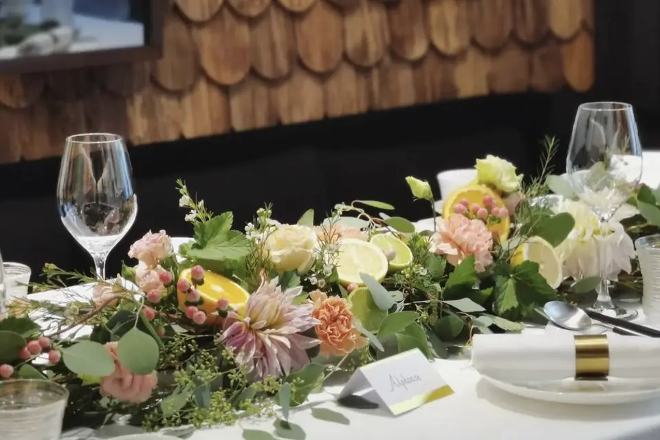 Rock and flowers — photo 4