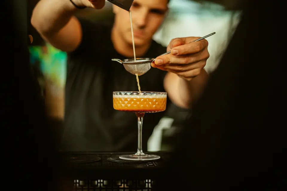 The Bar and Cy — photo 6