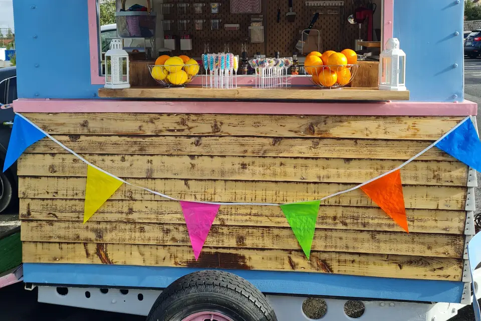 Delitruck — photo 1