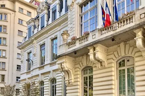 Lyon Chauffeur Services — photo 1