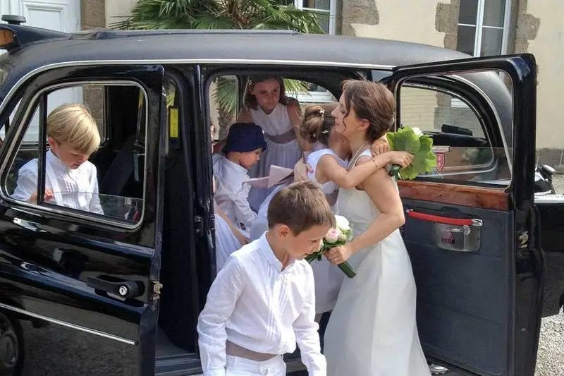 RentCabz Advertising — photo 8