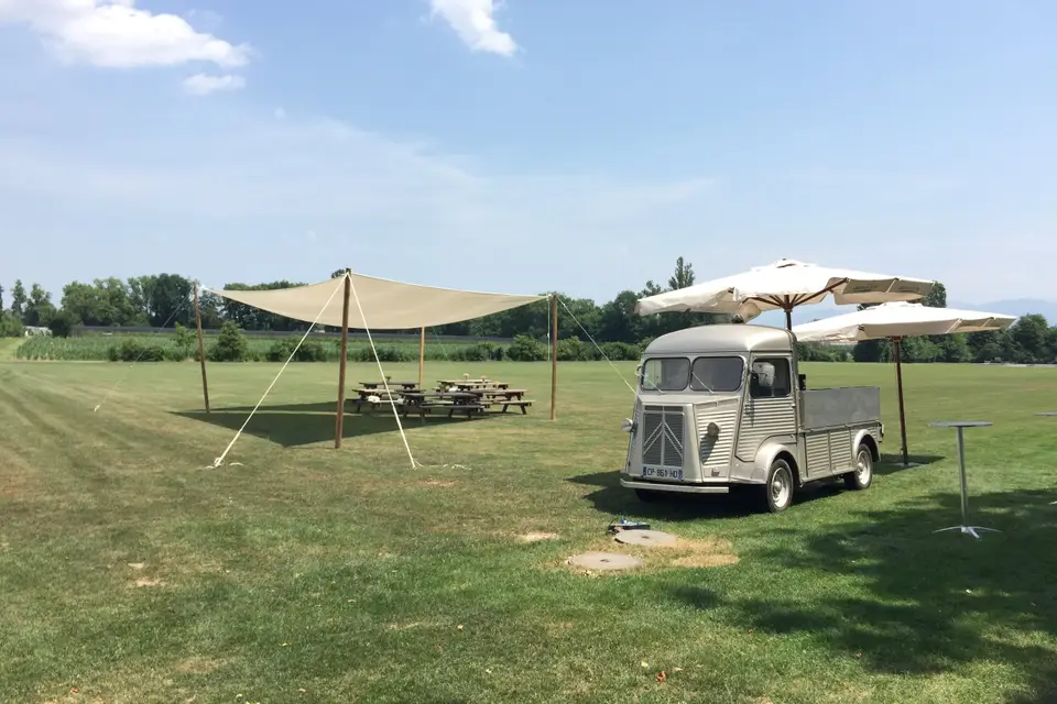 Camion Léon Bar Ambulant — photo 8