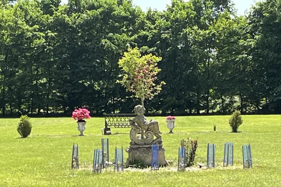 Chateau du Four de Vaux — photo 8