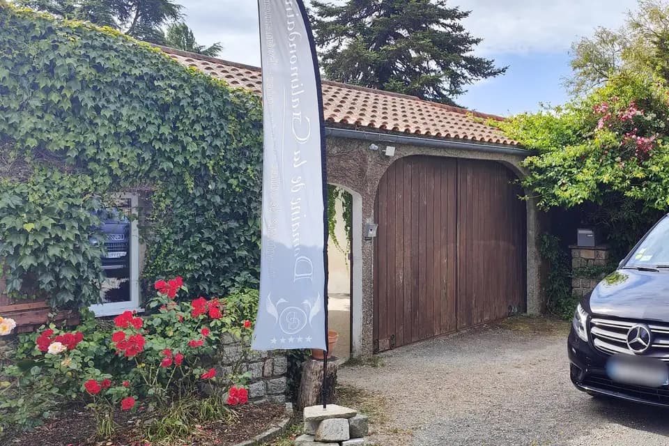 Chris Anjou VTC — photo 7