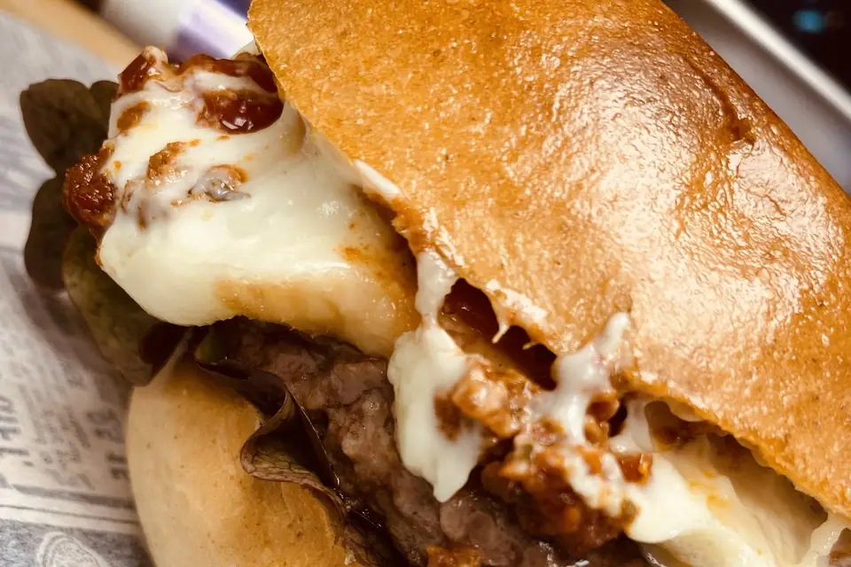 What’s The Truck — photo 1