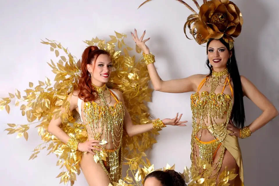 Dancing Show — photo 1