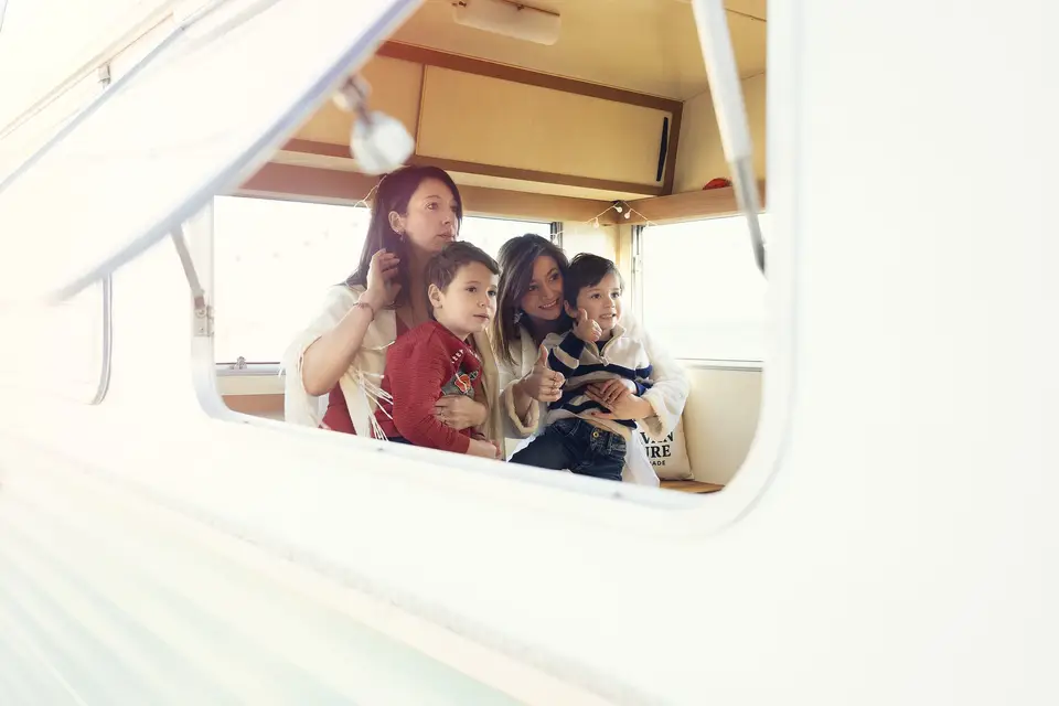 Caravan Picture — photo 3