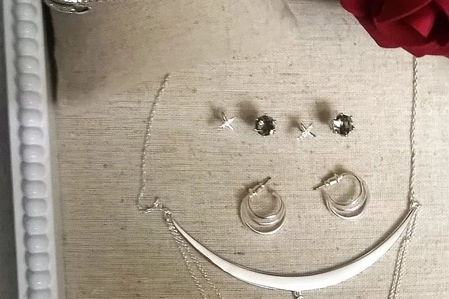 Adeline Bos Stella & Dot Stylist — photo 8