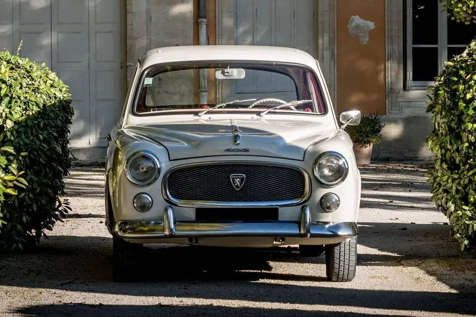 Peugeot 403 — photo 3