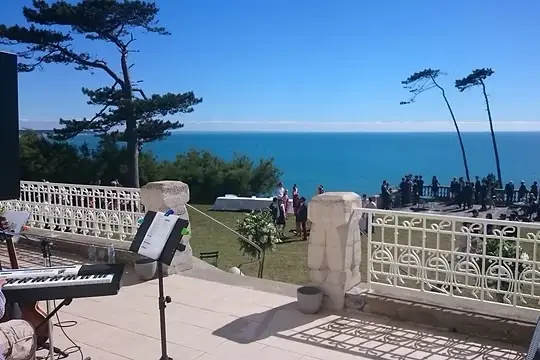 Flash Back — photo 5