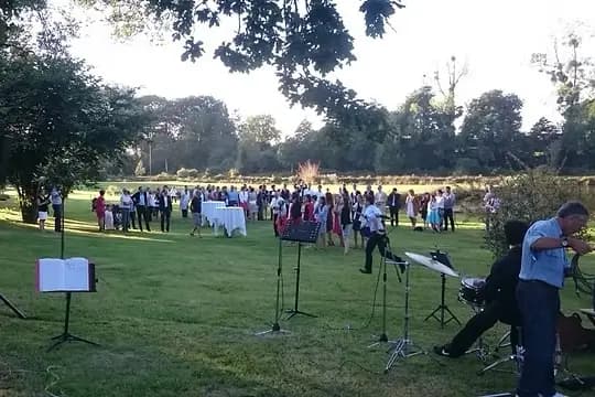 Flash Back — photo 2