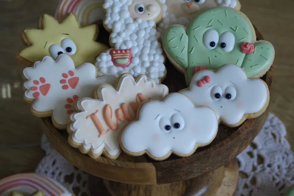 Arty Biscuits — photo 2