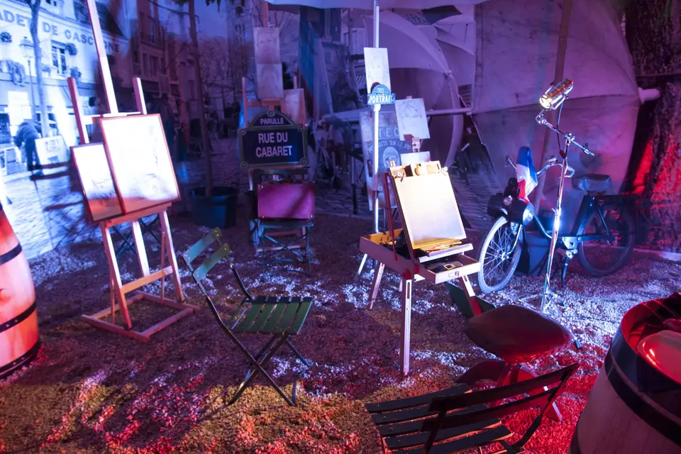 Just Oui — photo 8