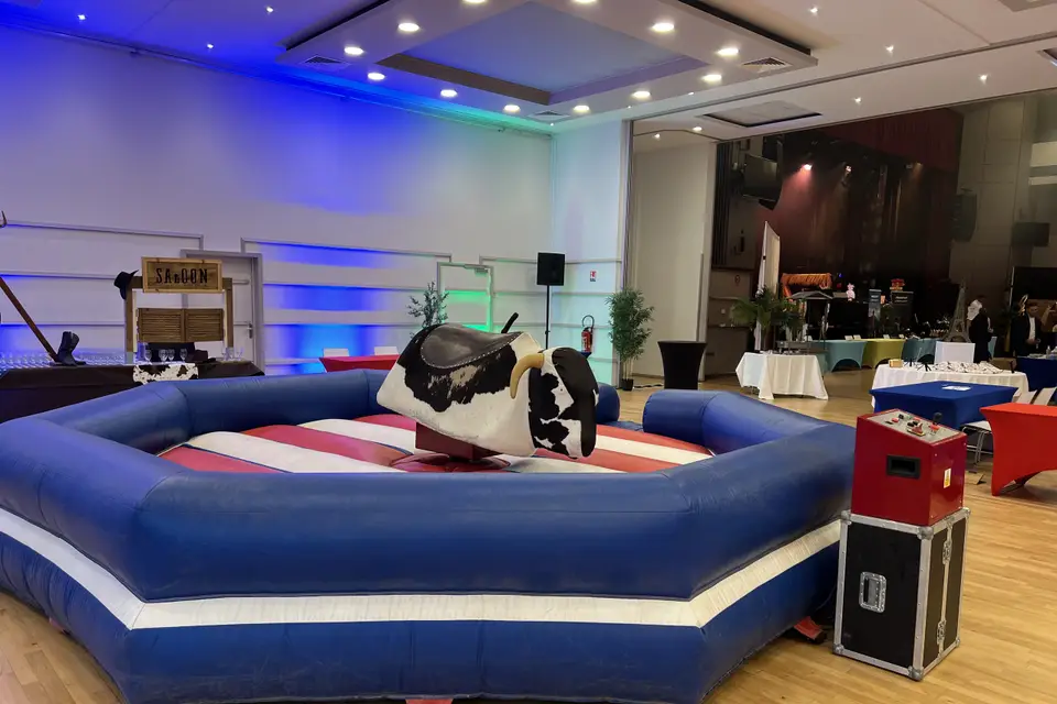 Tikaloc - Structures Gonflables et Animations