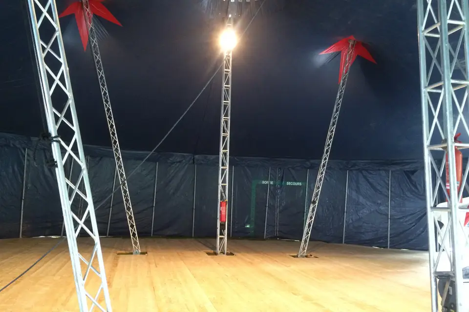 JC Chapiteaux — photo 1