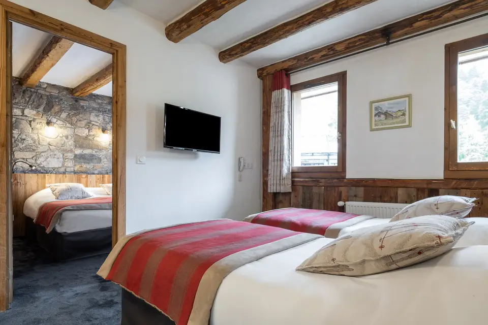 Hôtel L'Eterlou — photo 5