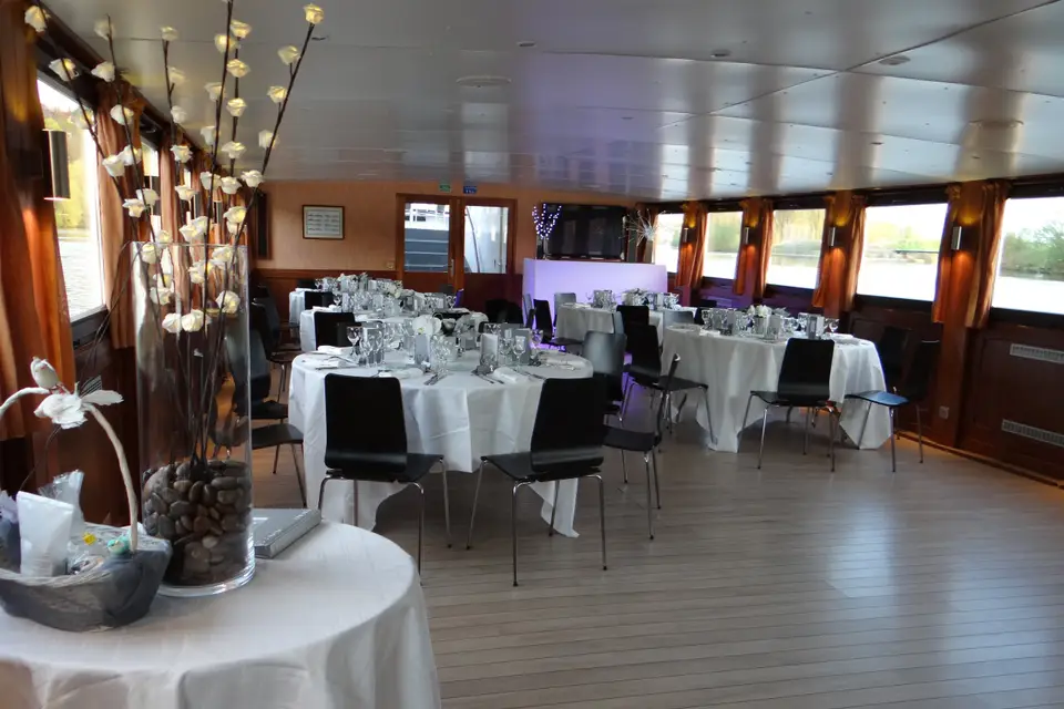 Croisières en Seine, Bateau Naviguant — photo 8