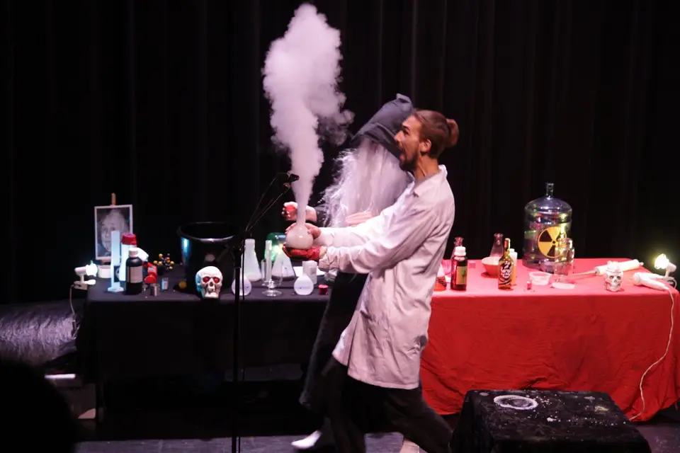 Les Savants Fous — photo 4