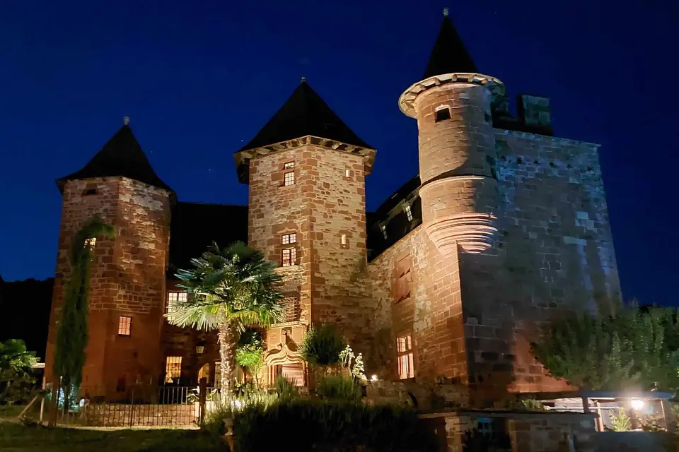 Chateau de Vassinhac — photo 1