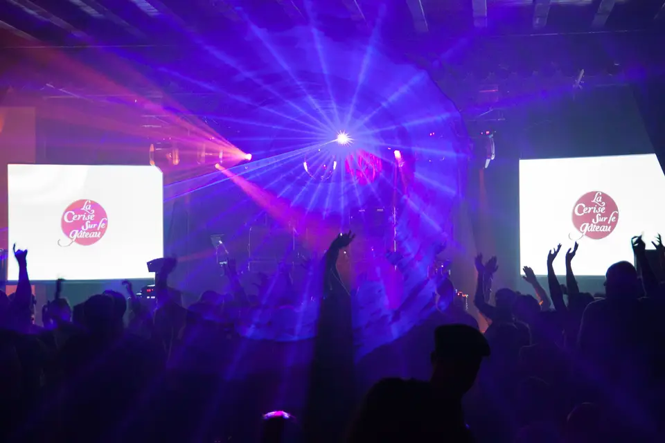 La Cerise sur le Gâteau