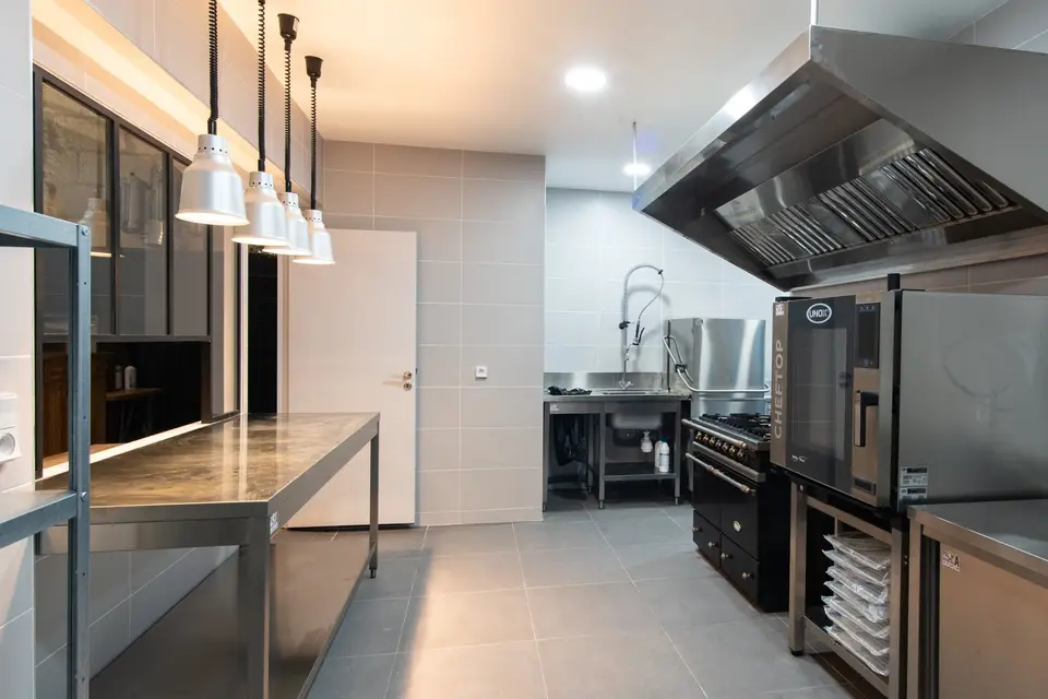 Laboratoire des Précieuses — photo 5