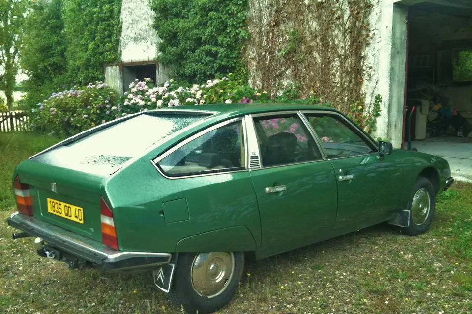 Vintage location — photo 7