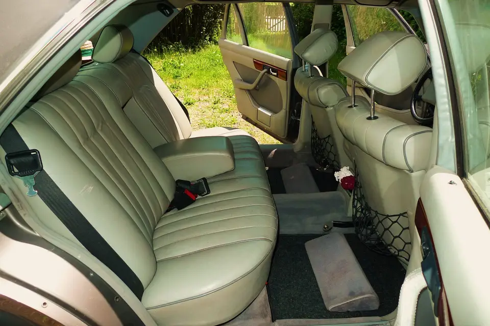 Vintage location — photo 4