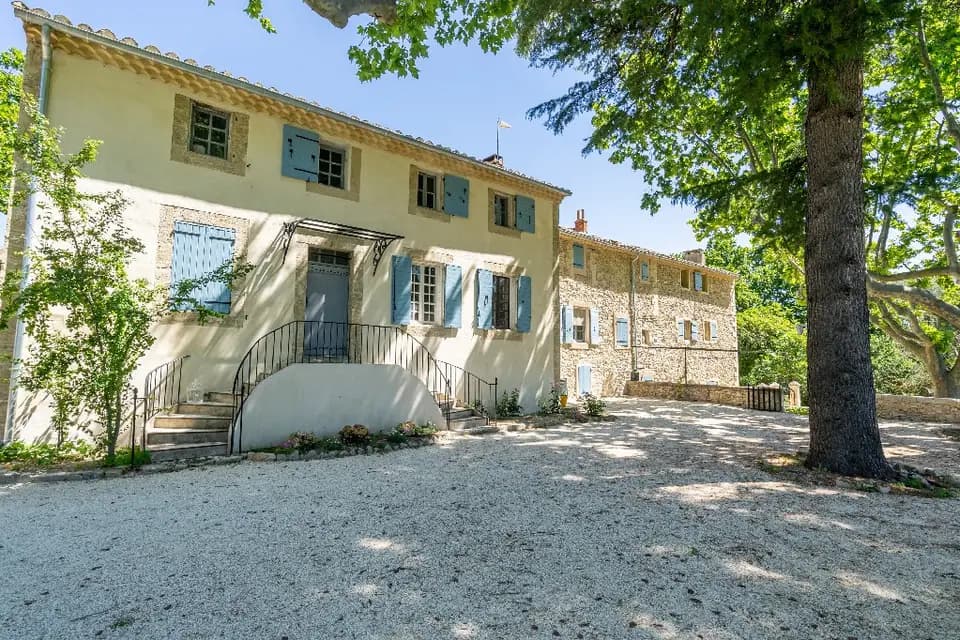 Le Prieuré De Badasset