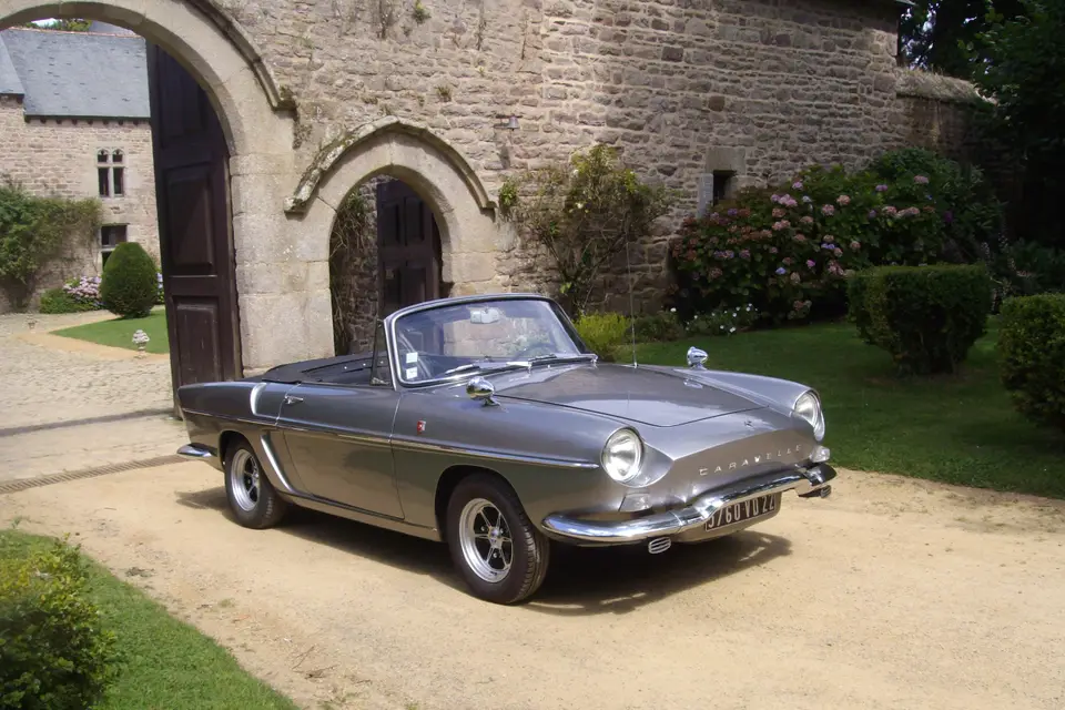 Renault Caravelle — photo 6