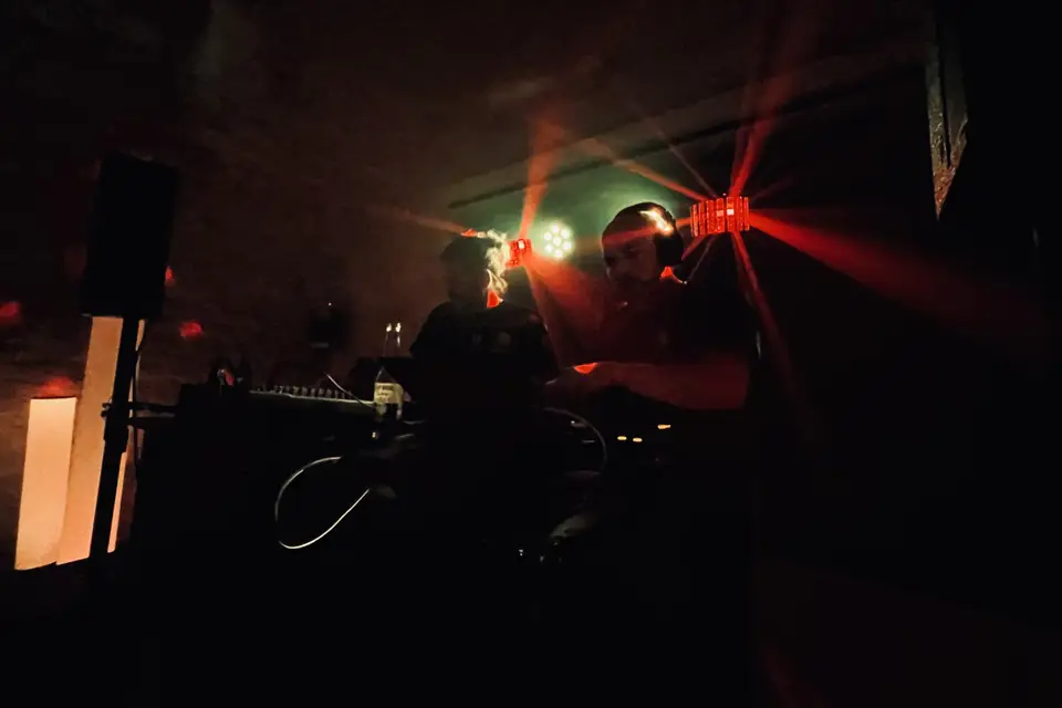 Sunny Bass — photo 1