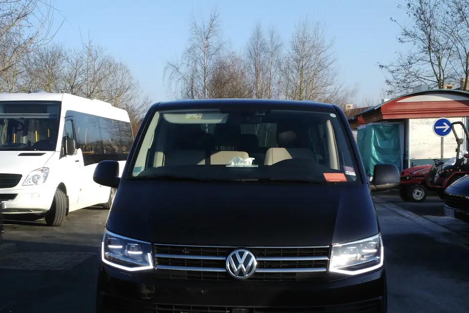 One First Limousine — photo 6