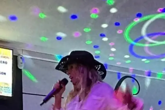 Little Blonde Djette — photo 8