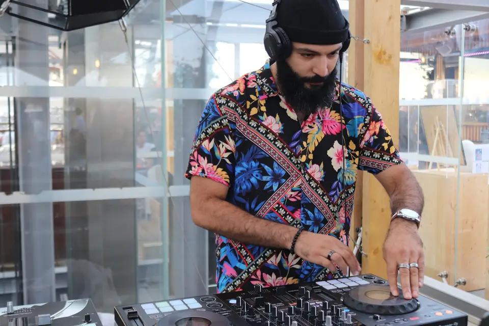 Hafid Renart — photo 1